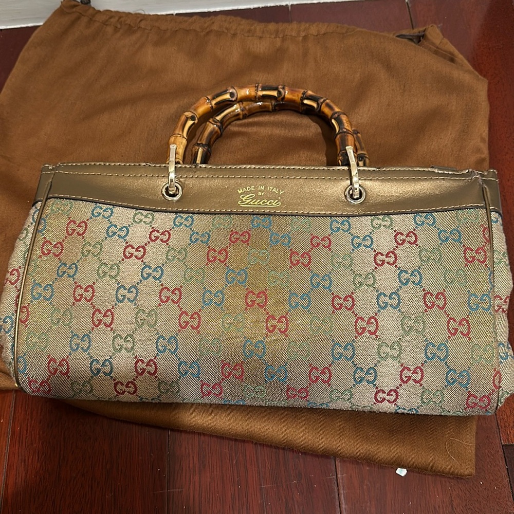 100% Authentic Gucci Handbag